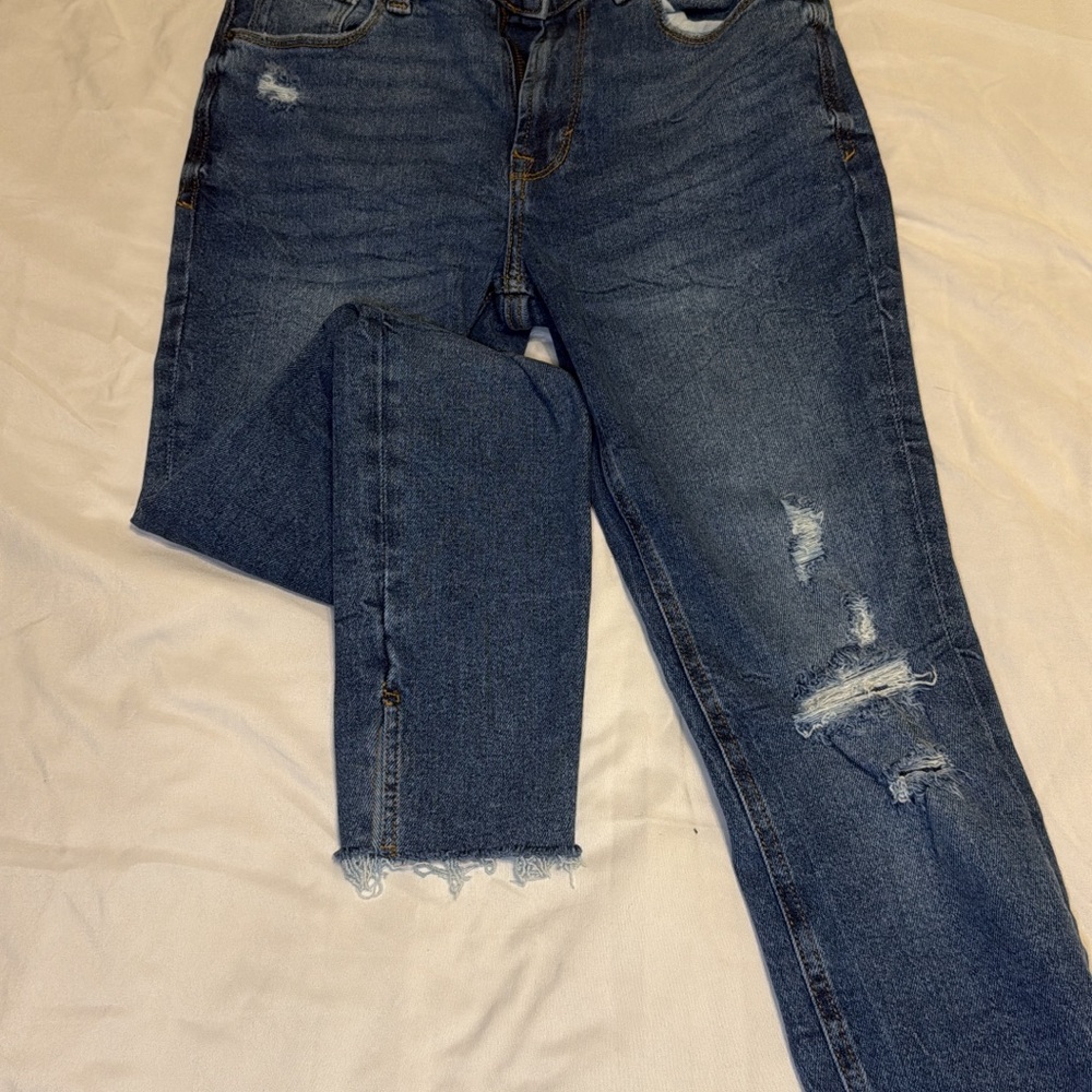 Kensie Distressed Denim Skinny Jeans